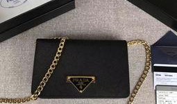 prada最新爆料,揭秘2024春夏系列设计灵感与独家细节